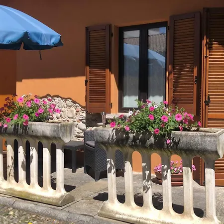 La Corte 1813 Mxp Maggiore Leonardo 카스텔레토소프라티시노