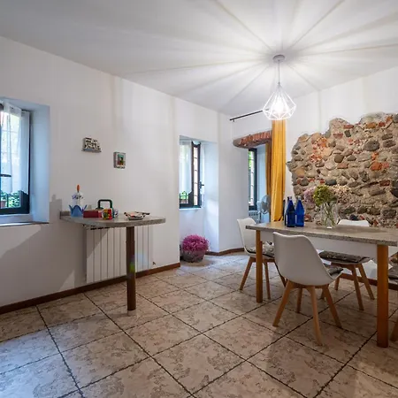 La Corte 1813 Mxp Maggiore Leonardo * 카스텔레토소프라티시노